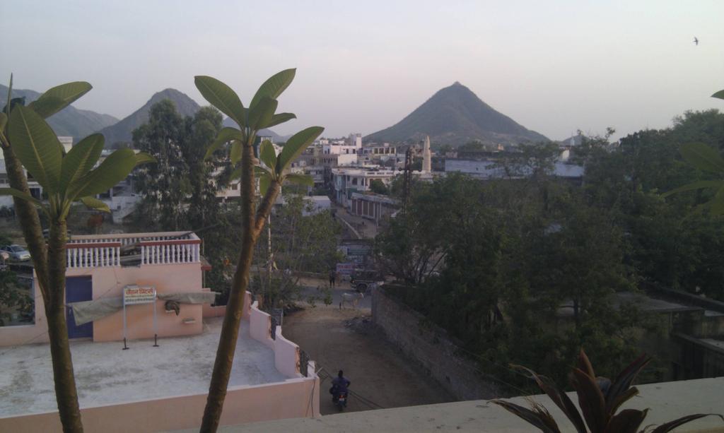 Keshav Palace Acomodação com café da manhã Pushkar Exterior foto