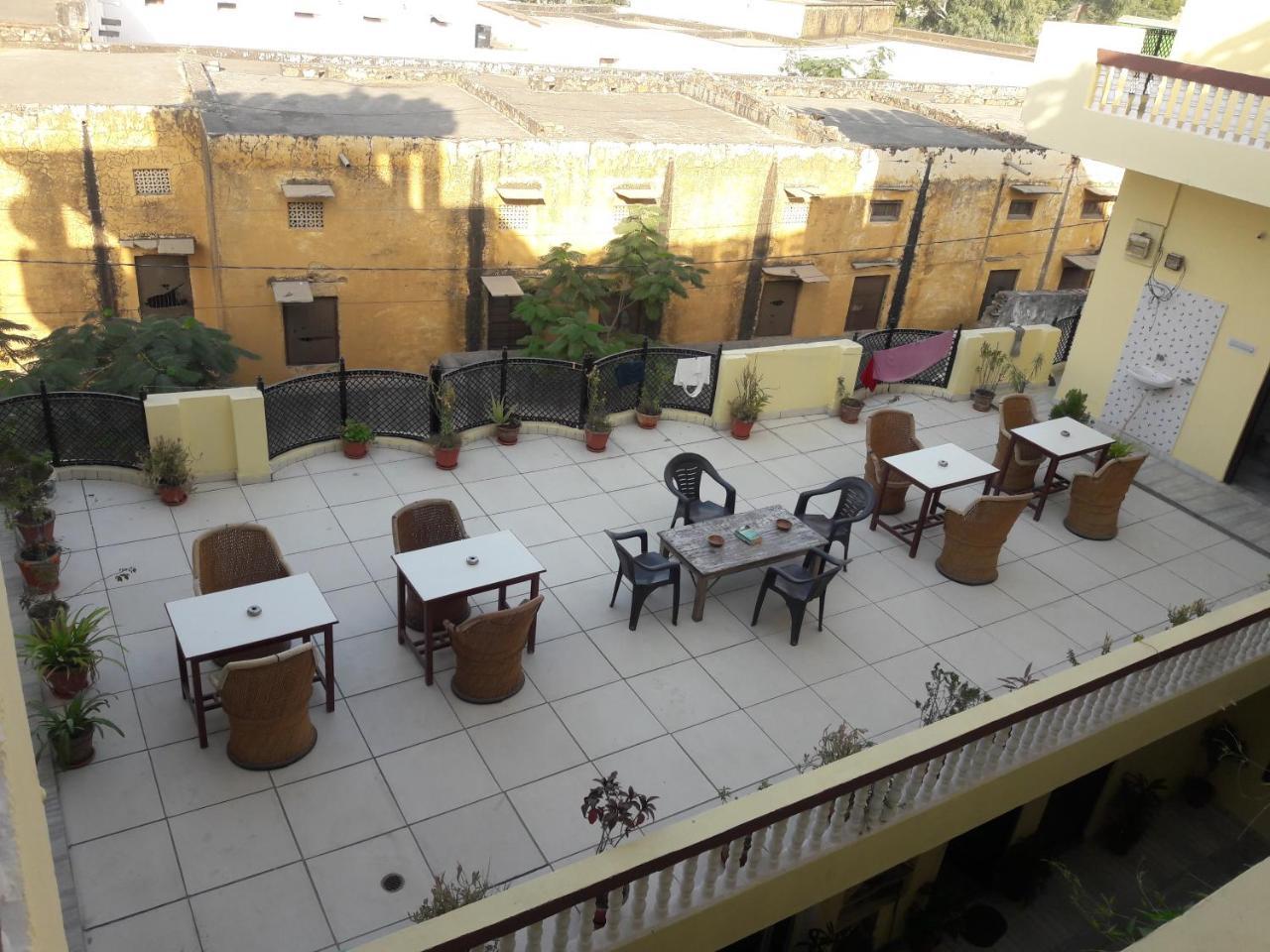 Keshav Palace Acomodação com café da manhã Pushkar Exterior foto